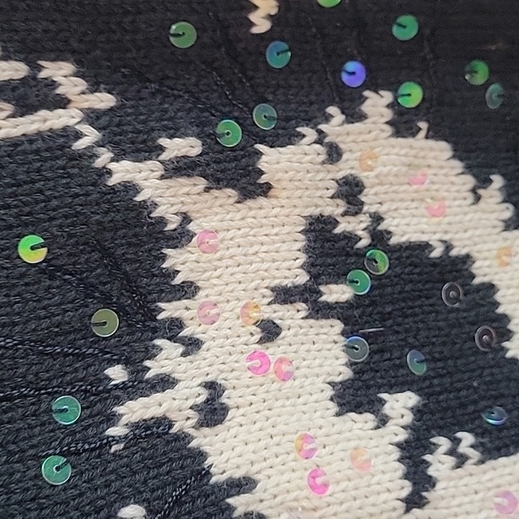 Quacker Factory Daisy Sweater - Picture 5 of 7